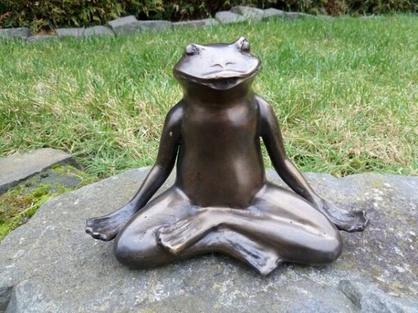 IDYL Dekofigur IDYL Bronze-Skulptur Yoga-Frosch klein