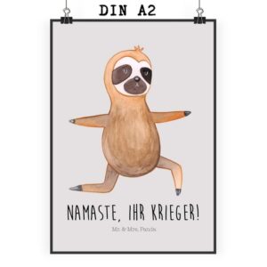 Mr. & Mrs. Panda Poster DIN A2 Faultier Yoga - Grau Pastell - Geschenk, Kinderposter, Kriege, Faultier Yoga (1 St)